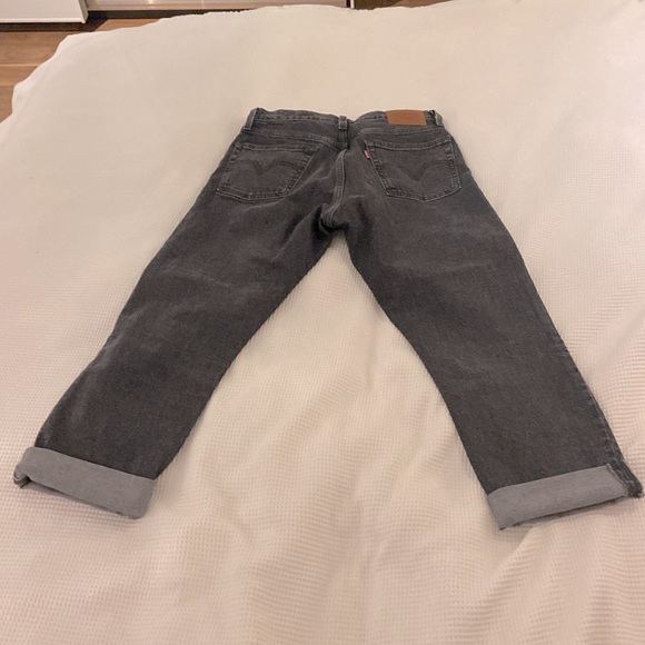 Black Levi’s 501 - Picture 2 of 5